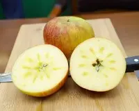 采购正宗梨山蜜苹果台中市农业局吁支持在地产品