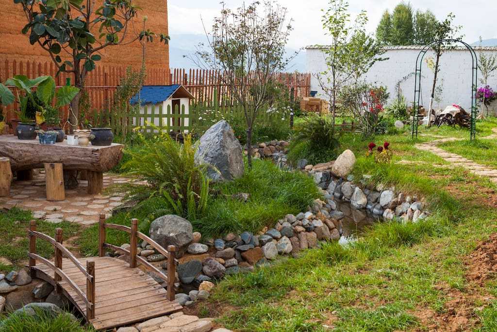 11个庭院花园设计案例 有了花草点缀 院子赏心悦目